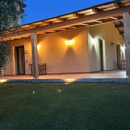 Agriturismo Il Giardino Degli Olivi Appartamenti カスティリオーネ・デッラ・ペスカーイア エクステリア 写真