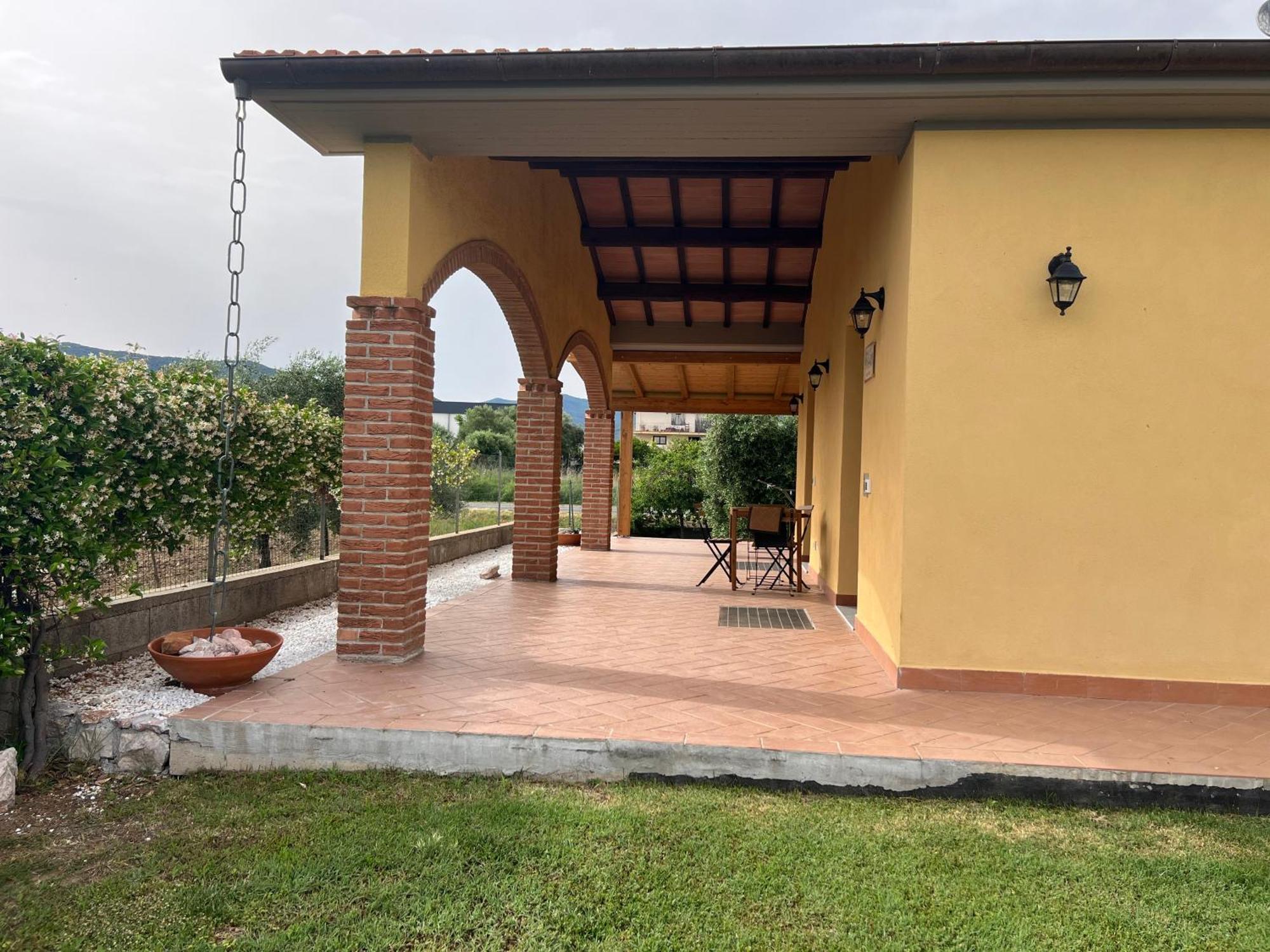 Agriturismo Il Giardino Degli Olivi Appartamenti カスティリオーネ・デッラ・ペスカーイア エクステリア 写真