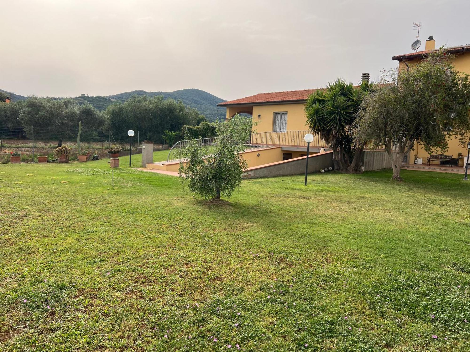 Agriturismo Il Giardino Degli Olivi Appartamenti カスティリオーネ・デッラ・ペスカーイア エクステリア 写真